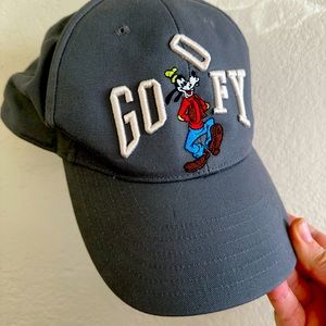 GOOFY vintage Disneyland Resort Cap